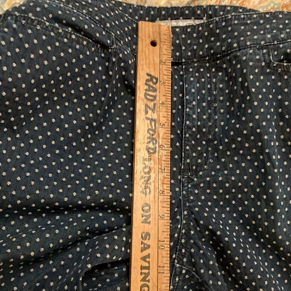Chicos platinum DoddsO Capri polka dot capri size M/ Chicos 1 - Picture 10 of 11
